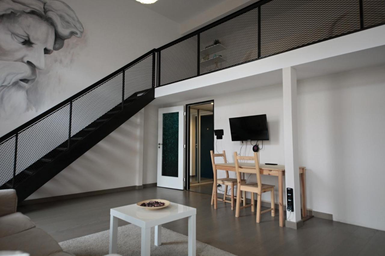 Boutique Lofts Прага Экстерьер фото